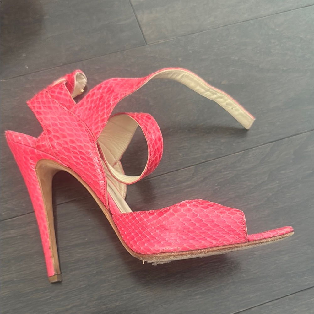 Brian Atwood Pink Stiletto Heels with Textured Design - Picture 7 of 10